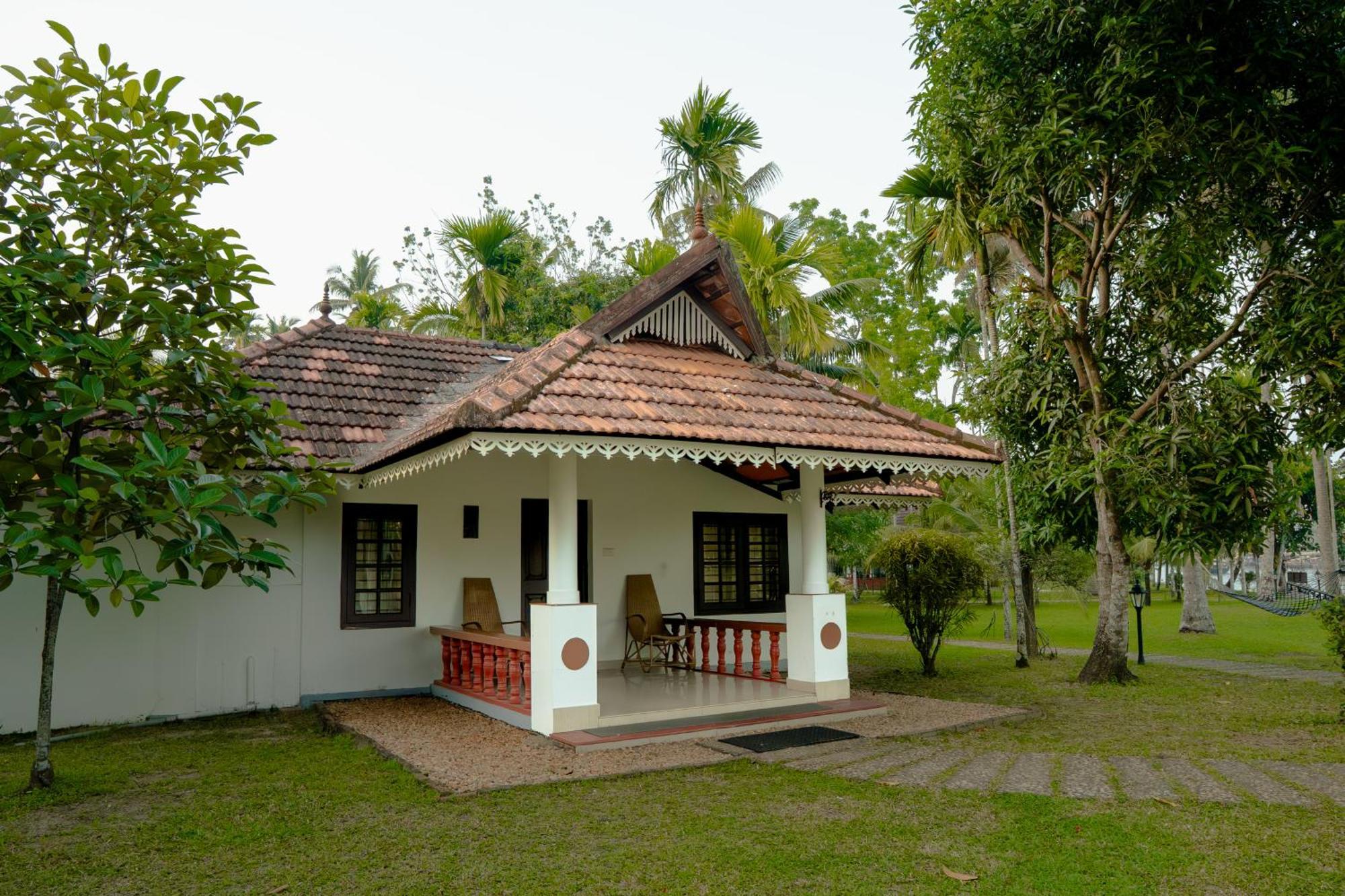 Palmgrove Lake Resort Alappuzha 外观 照片